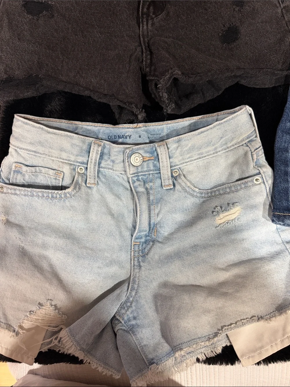 Old Navy Girls 4-Pack Denim Shorts - Light Blue, Black, Dark Blue & cream